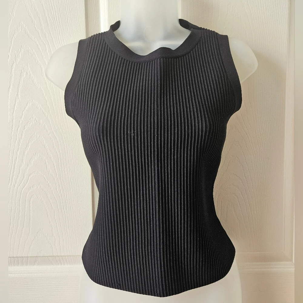 Bundle (3) Ribbed Sleeveless Tops - Picture 1 of 9